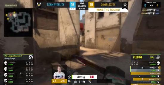 《决胜巅峰》登顶iOS免费榜背后的数据分析